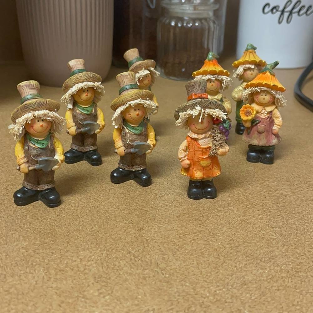 Harvest Scarecrow Figurine Set - Multicolor set/8